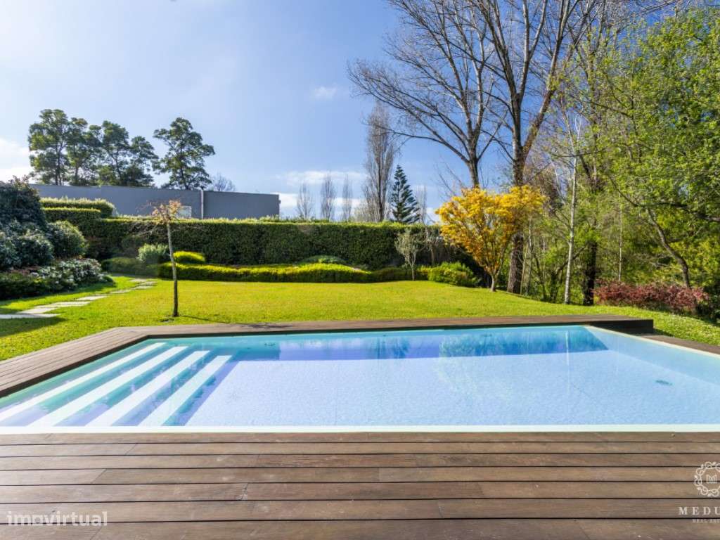 Moradia T5 com Piscina e Jardim Paradisíaco Miramar - Grande imagem: 3/39