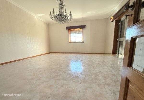 Moradia T7 | Elevador | Box 6 Carros | Jardim | 600m2 | Gondomar-20