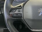 Peugeot 2008 1.2 PureTech Allure - 11