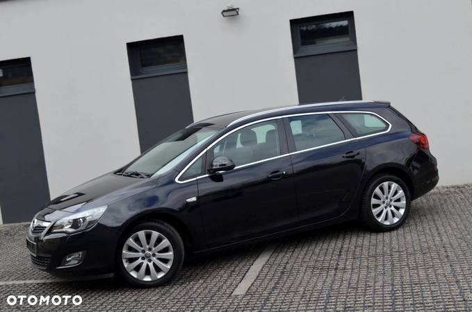 Opel Astra IV 1.4 T Cosmo S&S - 10