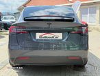 Tesla Model X - 16