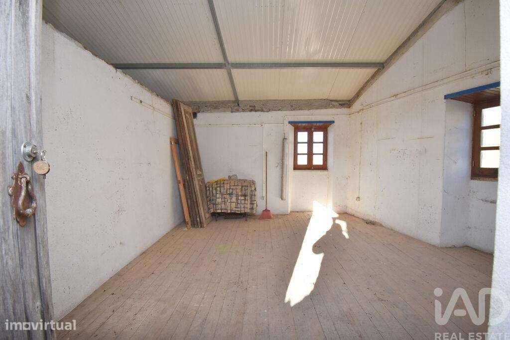 Casa / Villa T3 em Lousã e Vilarinho de 200 m2 - Grande imagem: 5/32