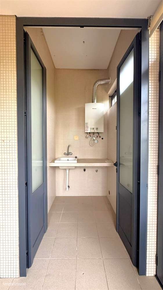 T3 Duplex p/ arrendar – Praia da Granja Arcozelo (disponível a partir - Grande imagem: 2/24