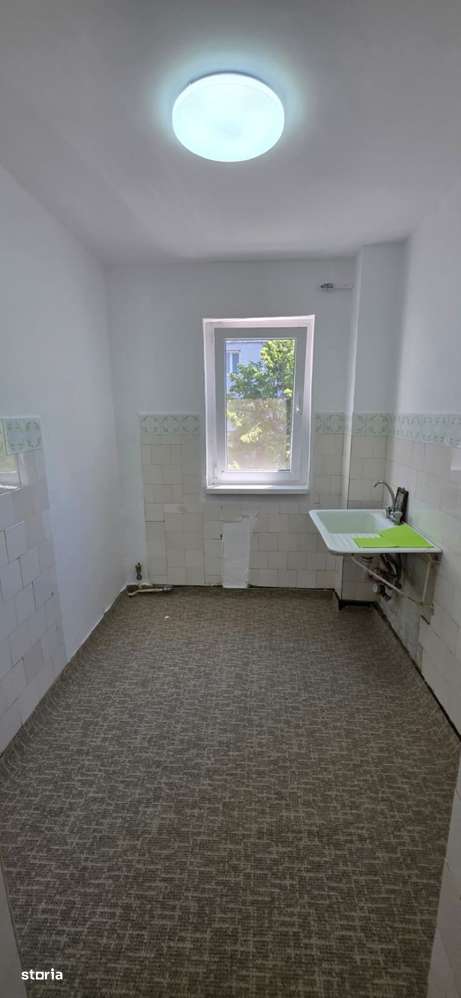 Central- 2 camere – Str. Miron Costin Bacau  Locatie excelenta-4