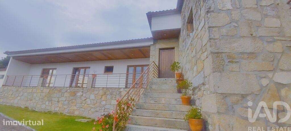 Casa / Villa T3 em Candemil e Gondar de 325,00 m2 - Grande imagem: 2/30