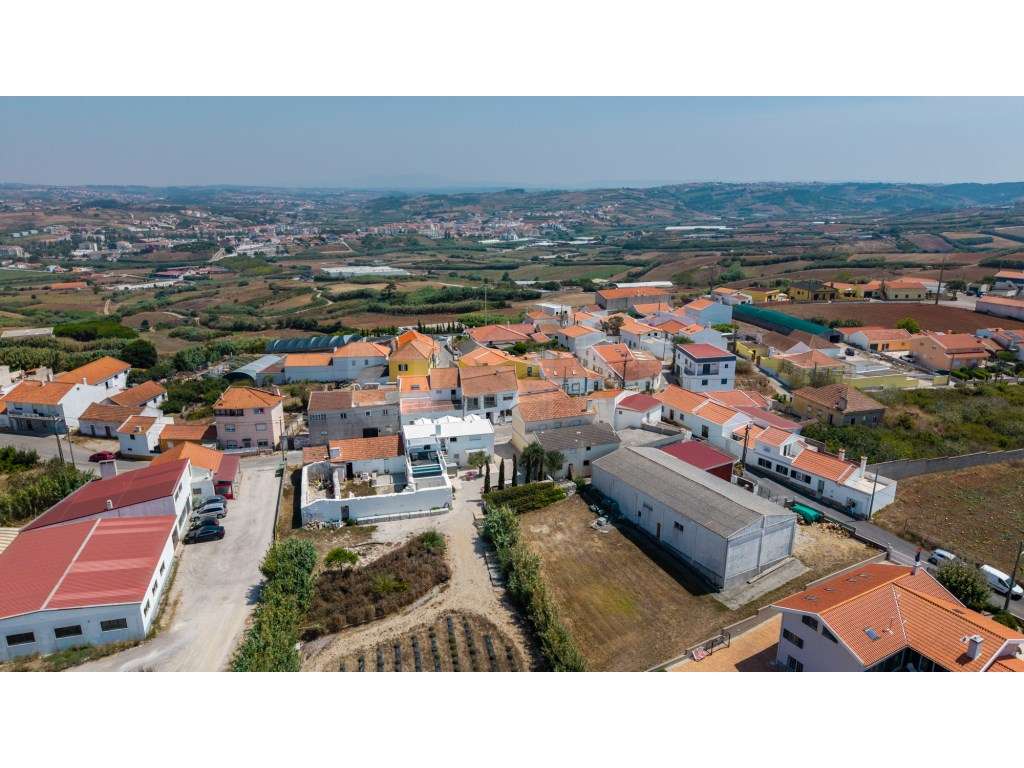 Apartamento T2 Totalmente Renovado a 5min. da Areia Branca, Lourinhã-21