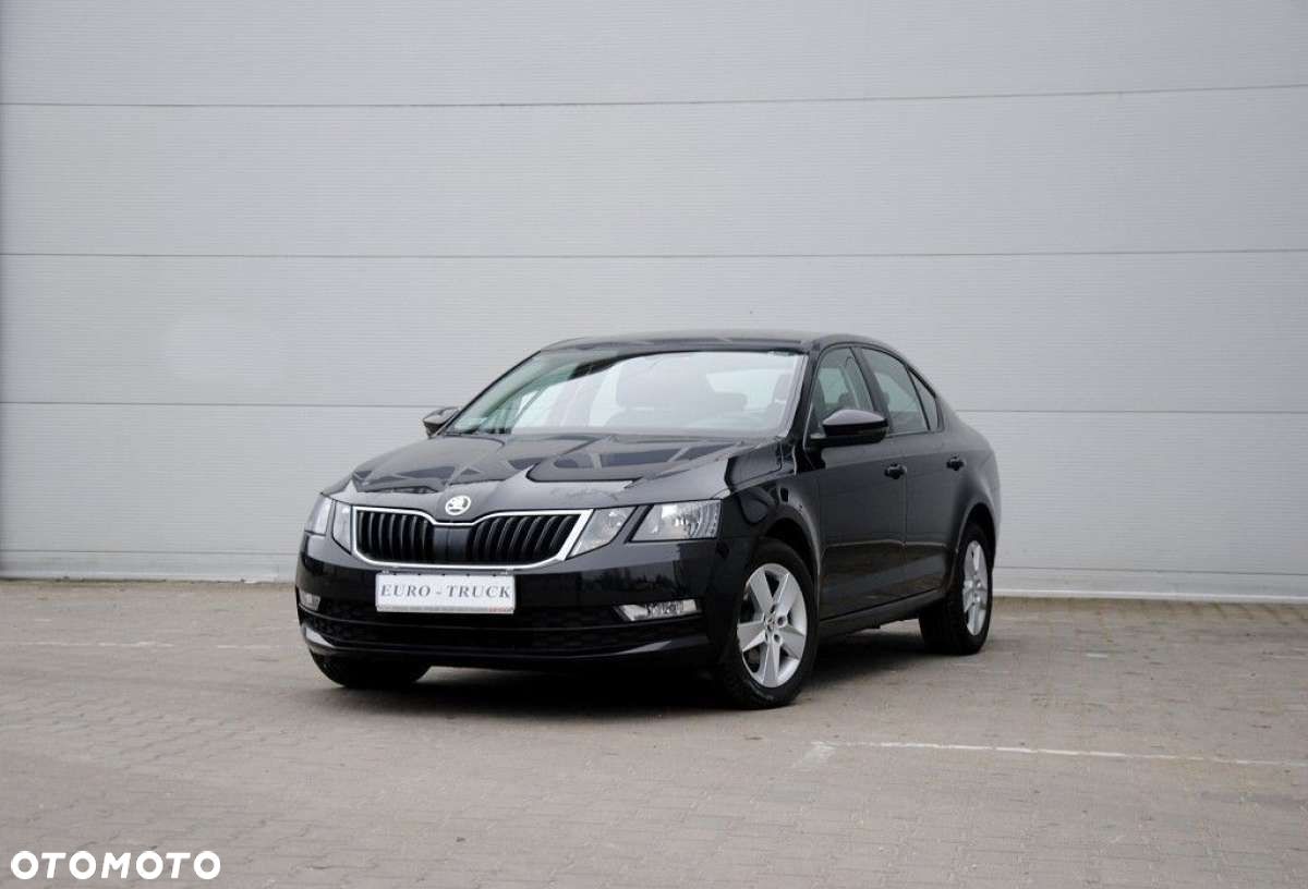 Skoda Octavia - 1