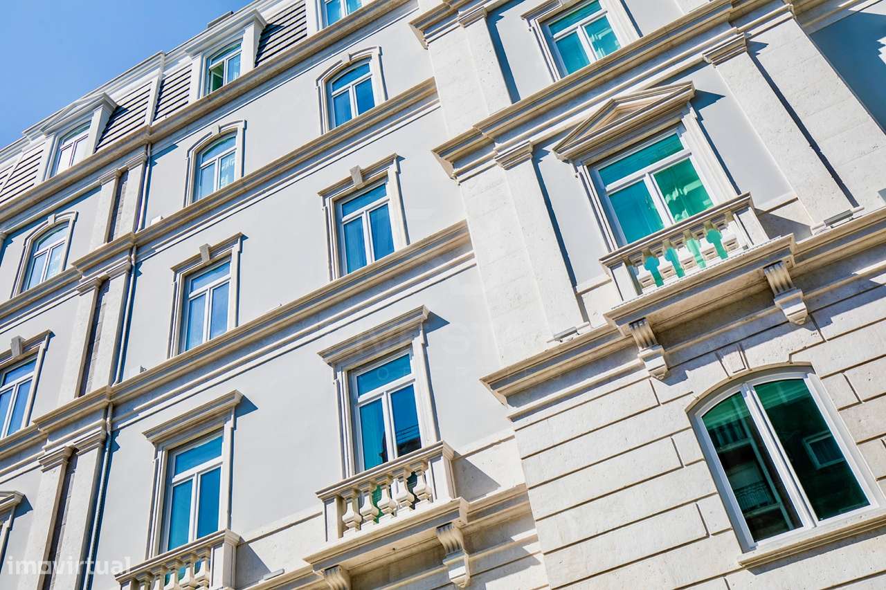 T2  | Condomínio de Luxo | Lisboa Centro | Av Duque de Loulé-28