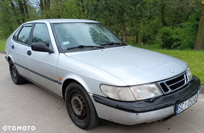 Saab 900 2.0 - 5