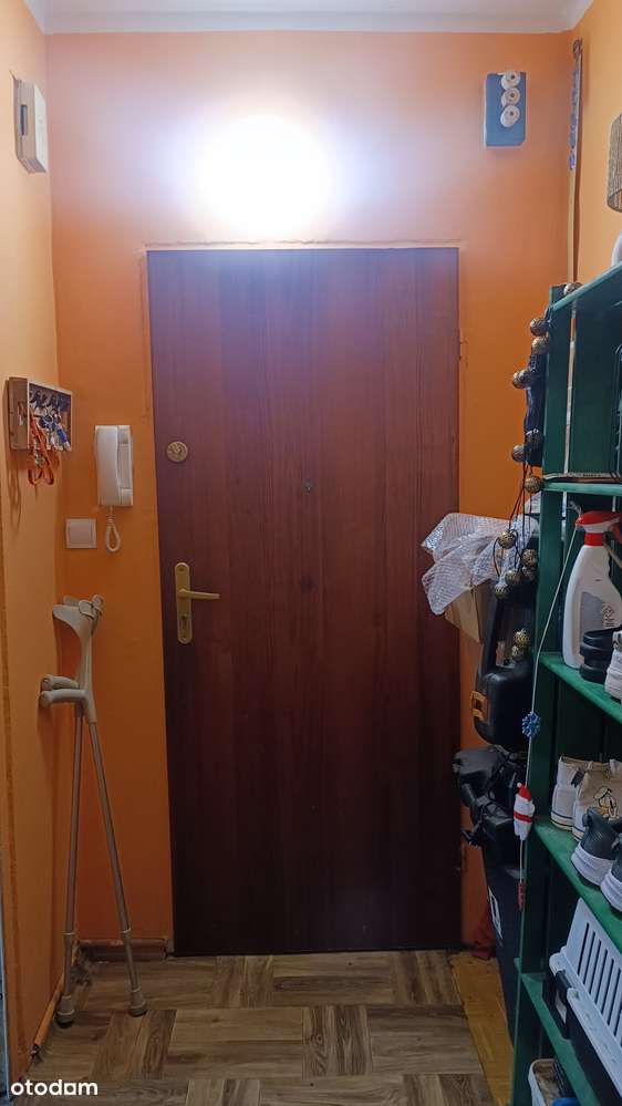 Os. Kopernika! 2 pokoje- do remontu! Piwnica/ Parking!-5