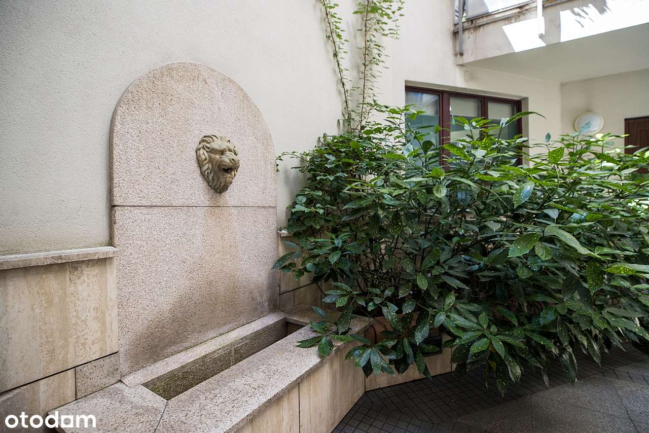 Apartament z TARASEM w cichym zakątku na Wspólnej-2