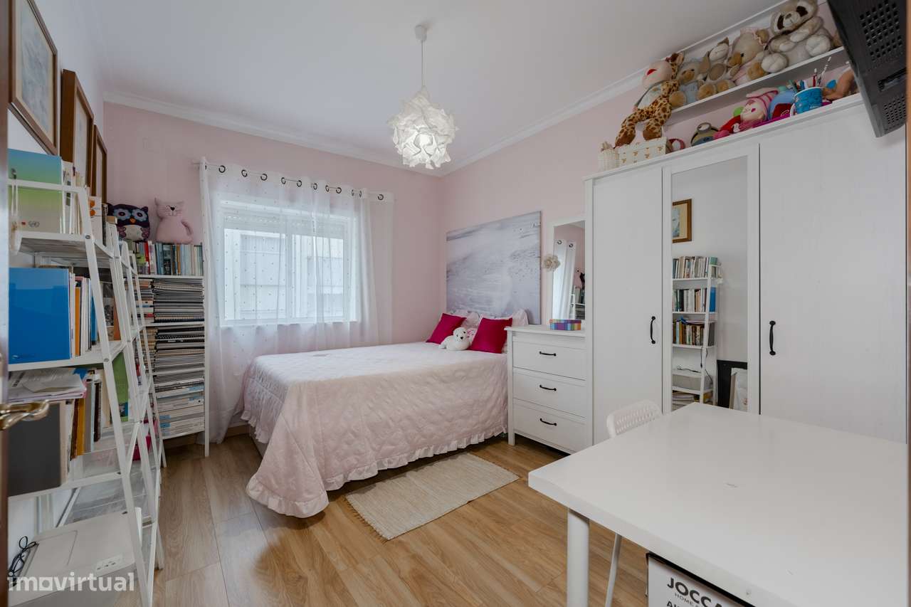 Apartamento T3 Remodelado no Centro de Braga-12