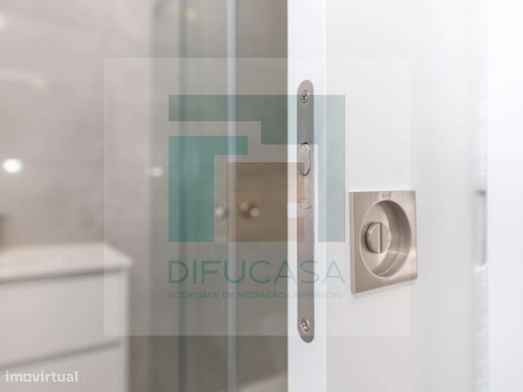 Moradia Isolada T4 Duplex com Piscina e Garagem-43