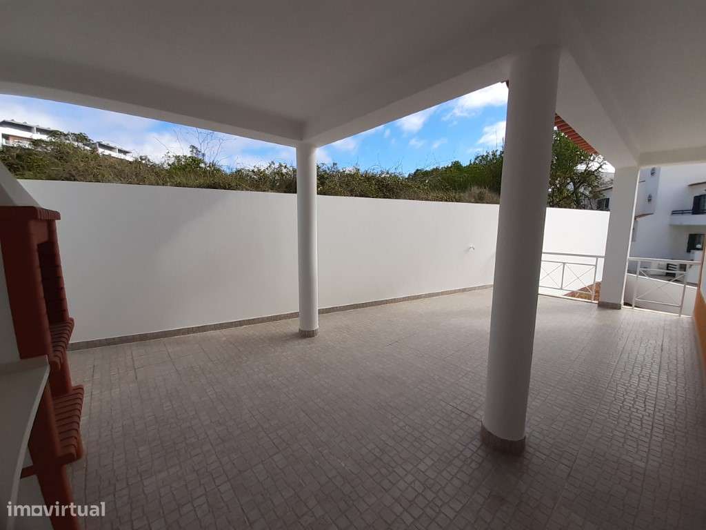 Moradia V3+1 c/vista mar na Ericeira-36