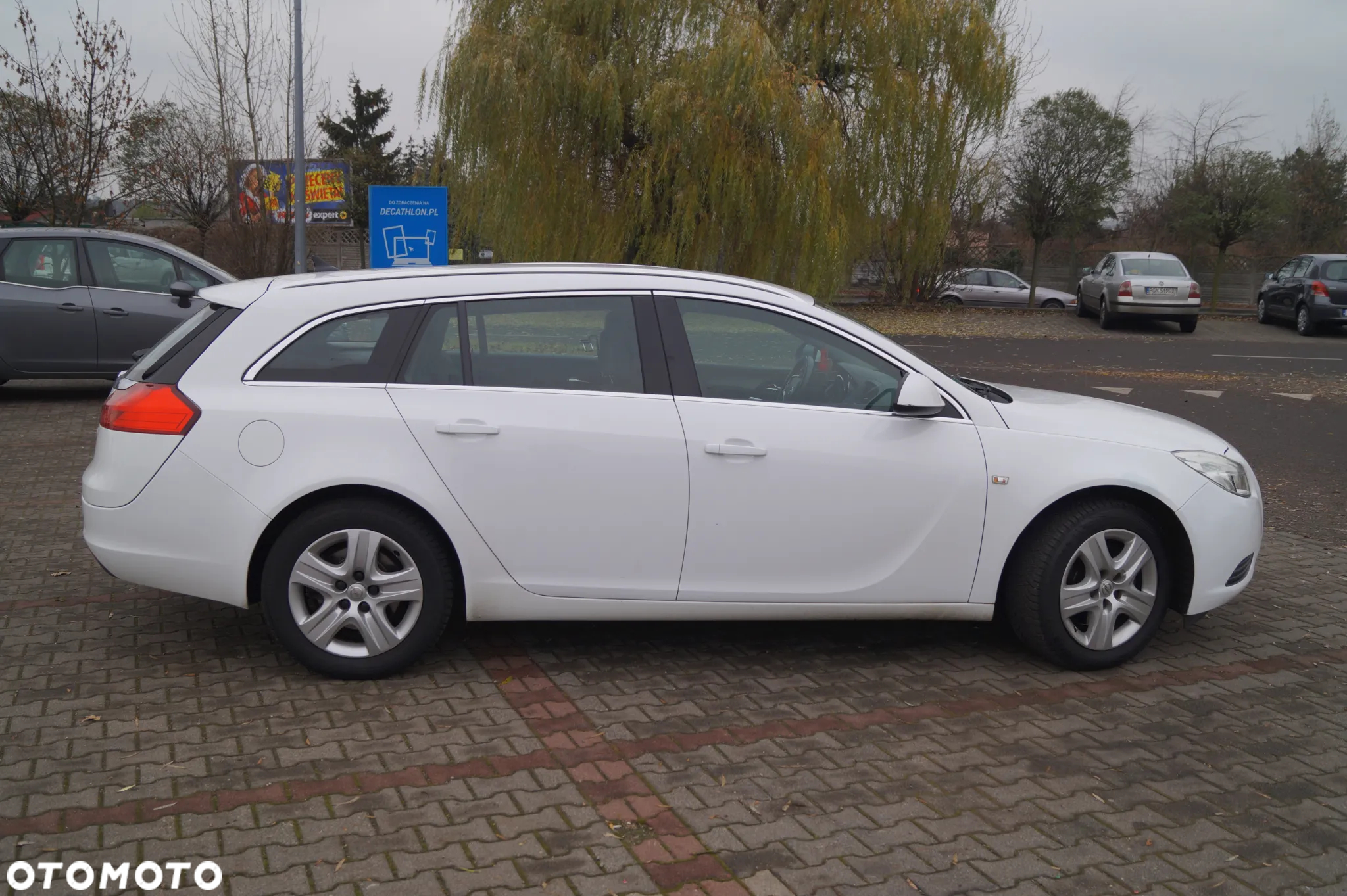 Opel Insignia 2.0 CDTI Sports Tourer - 2