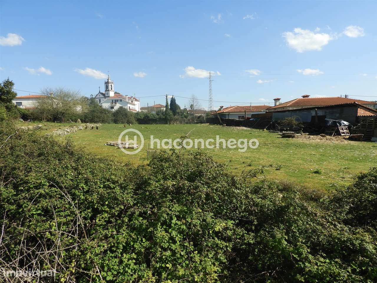 Terreno de construção na Ucha Barcelos-9