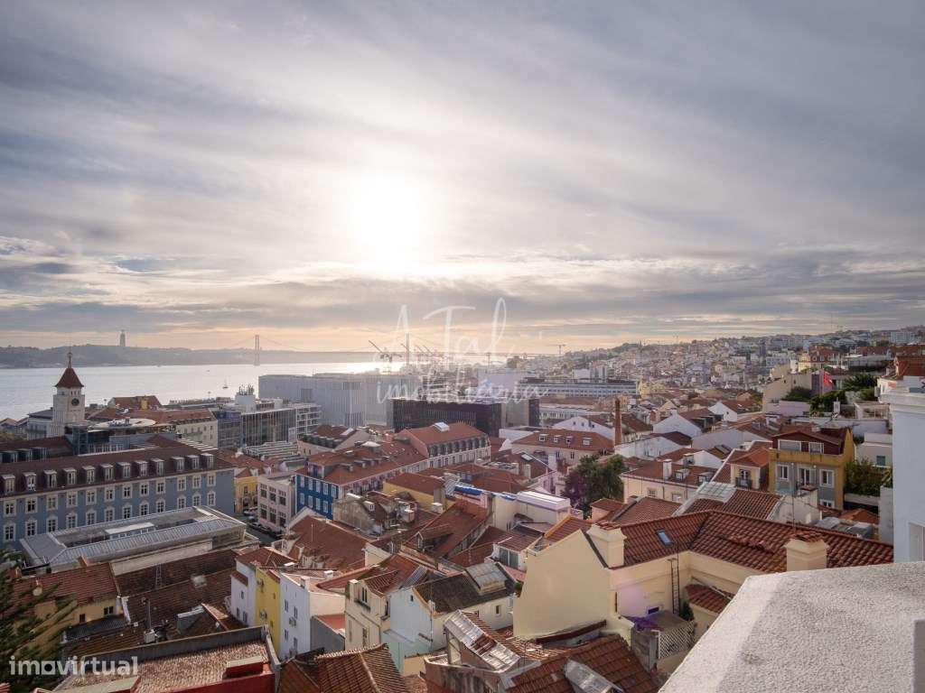 Apartamento T2 C/TERRAÇO no centro de Lisboa-19