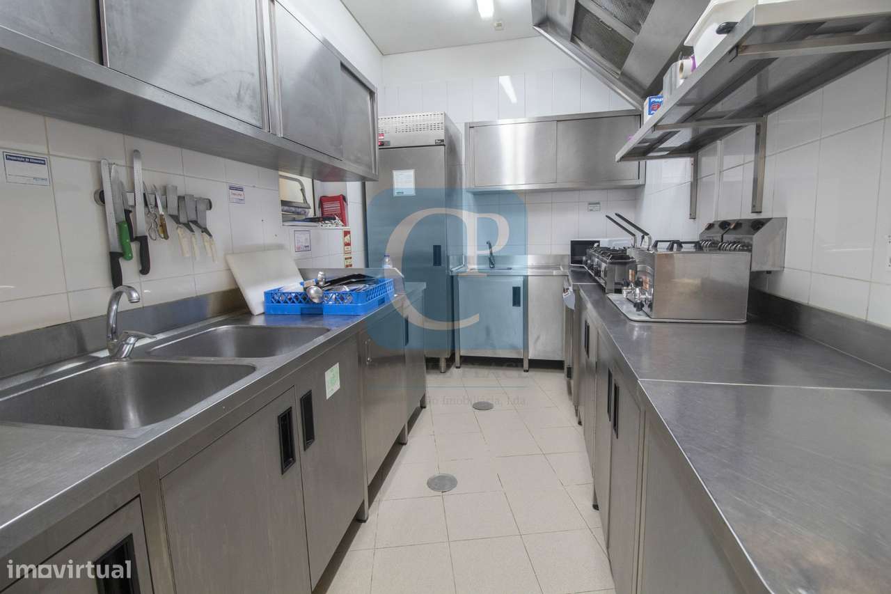 Pão Quente e Confeitaria no Centro de Matosinhos - Grande imagem: 4/27