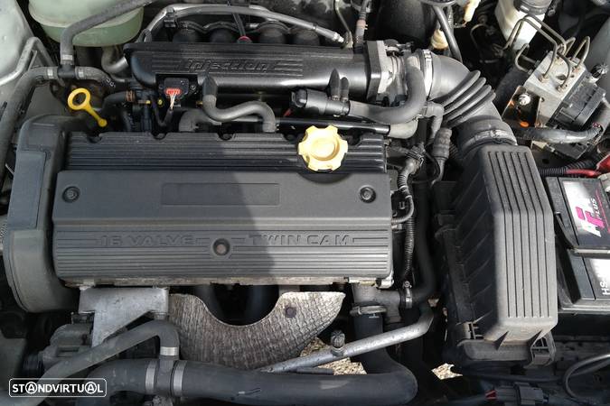 Rover 25 1.4 16v para peças - 5