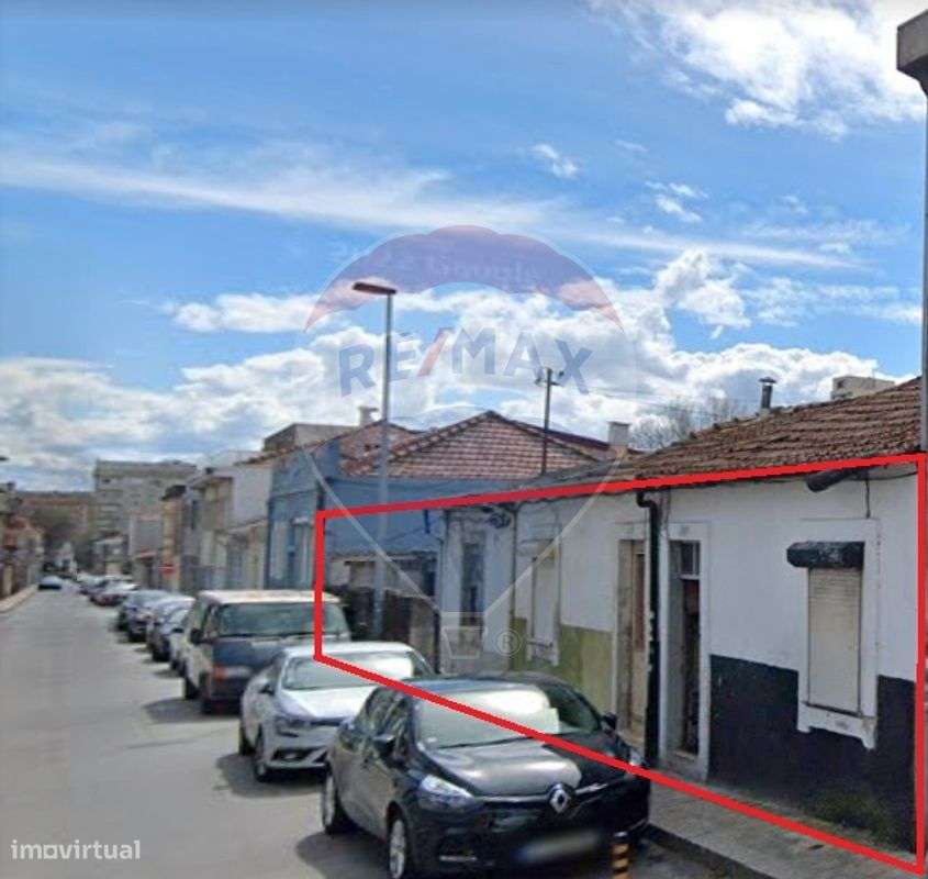 Moradia T11 para venda - Grande imagem: 2/3