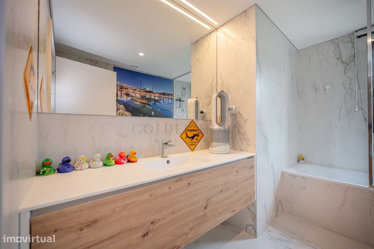 Apartamento T3 de Luxo na Quinta Marques Gomes | Golden Hour Real Esta-21
