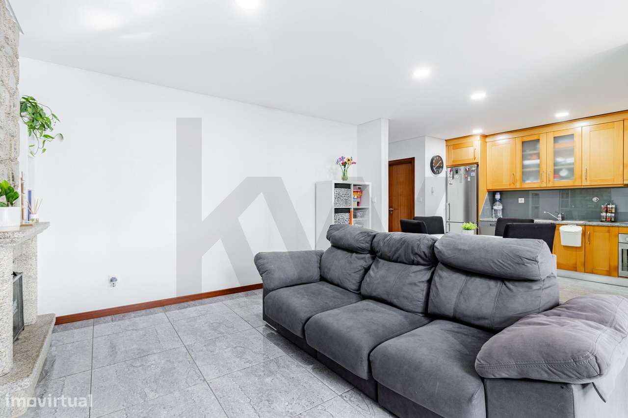 Andar Moradia T2 Remodelado em Fornos – Santa Maria da Feira! - Grande imagem: 4/26