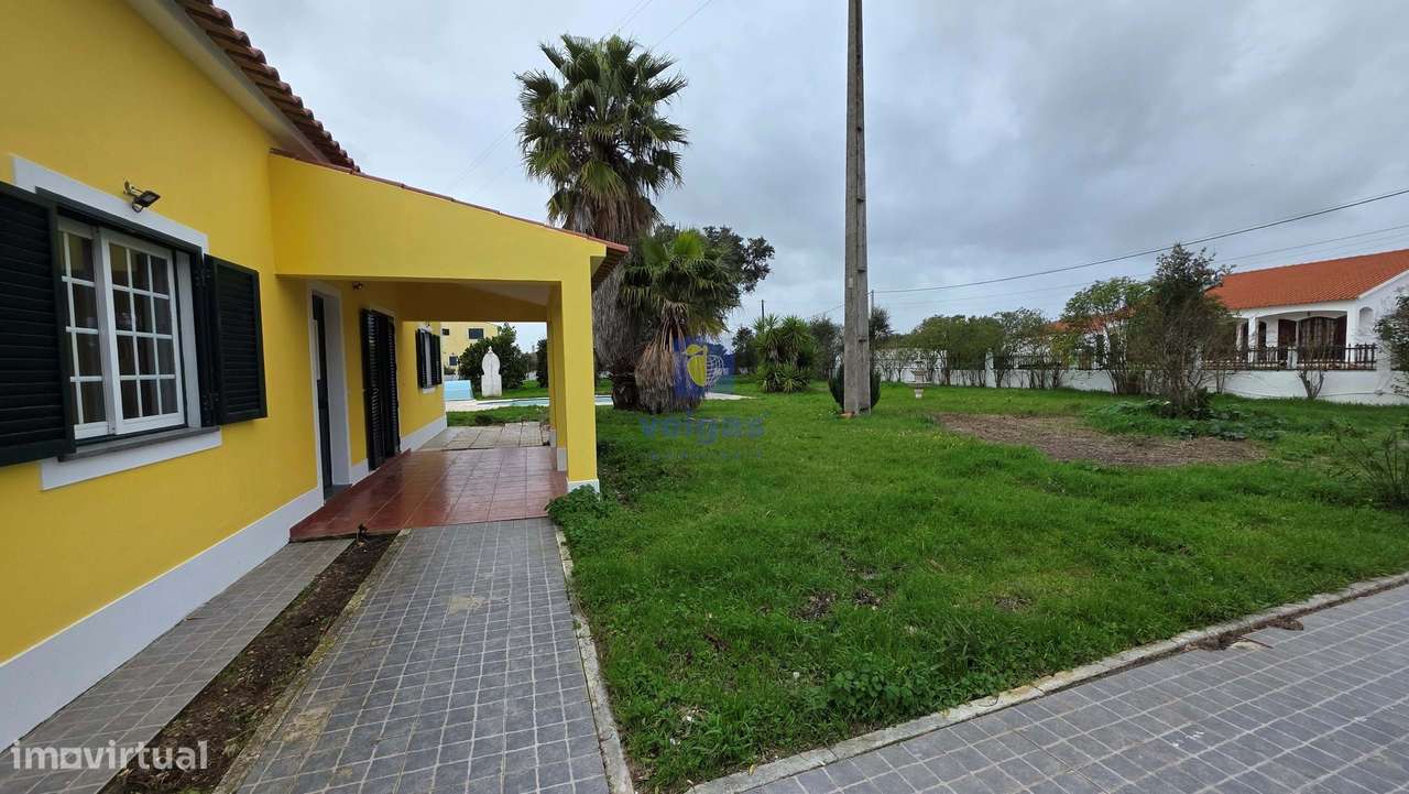 Moradia Térrea com Terreno, Anexos e Piscina - Grande imagem: 4/40