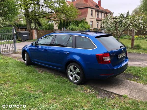 Skoda Octavia 2.0 TDI Style DSG - 9