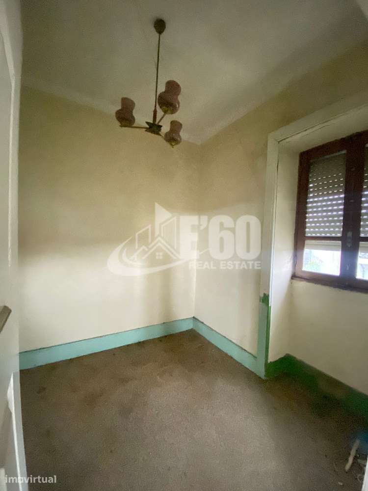 MORADIA PARA RECUPERAR EM RIO MEÃO - Grande imagem: 4/30