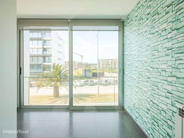 Apartamento T2 com varandas e garagem fechada no centro de Aveiro-9