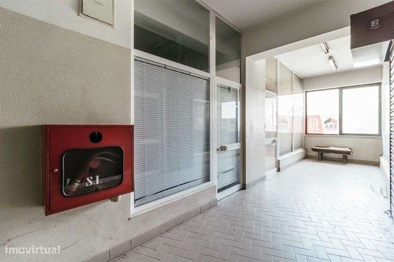 Arrecadação / Arrumos no Centro da Covilhã – Desde 100€/mês - Grande imagem: 4/4