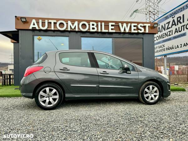 Peugeot 308 1.6HDi Confort Pack - 13