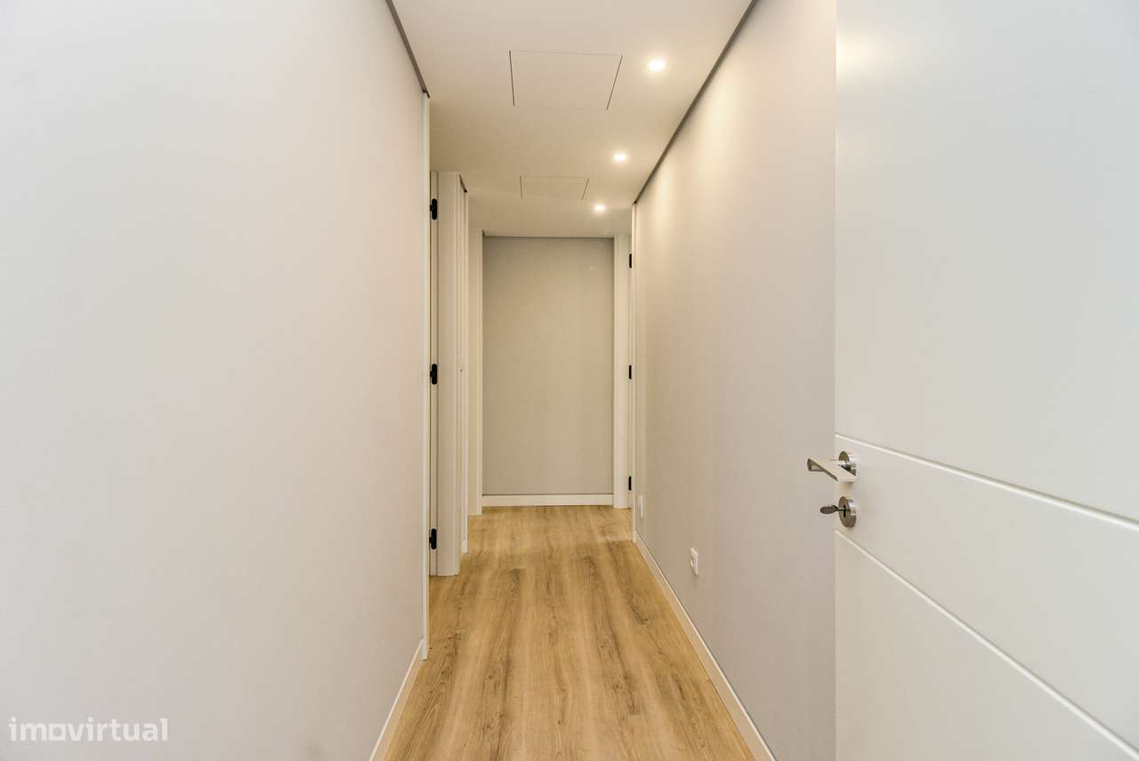 APARTAMENTO T3 NOVO CENTRO CARCAVELOS - Grande imagem: 5/34