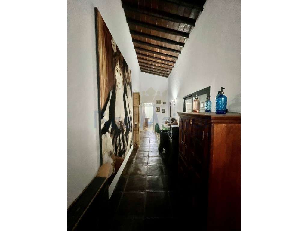 Vende-se Moradia T3 c/ Piscina em Vila Boim-16