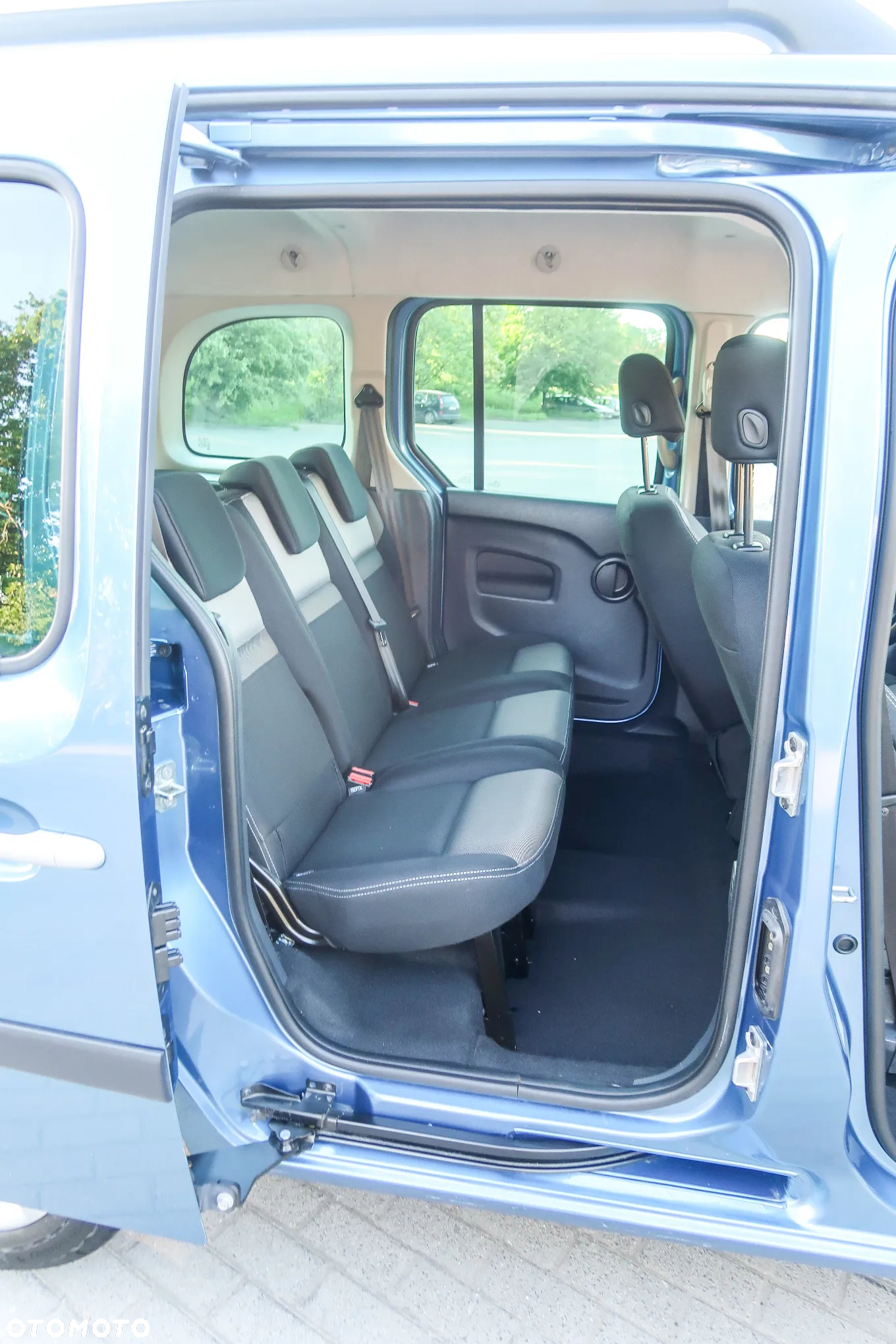 Renault Kangoo BLUE dCi 95 LIMITED - 12