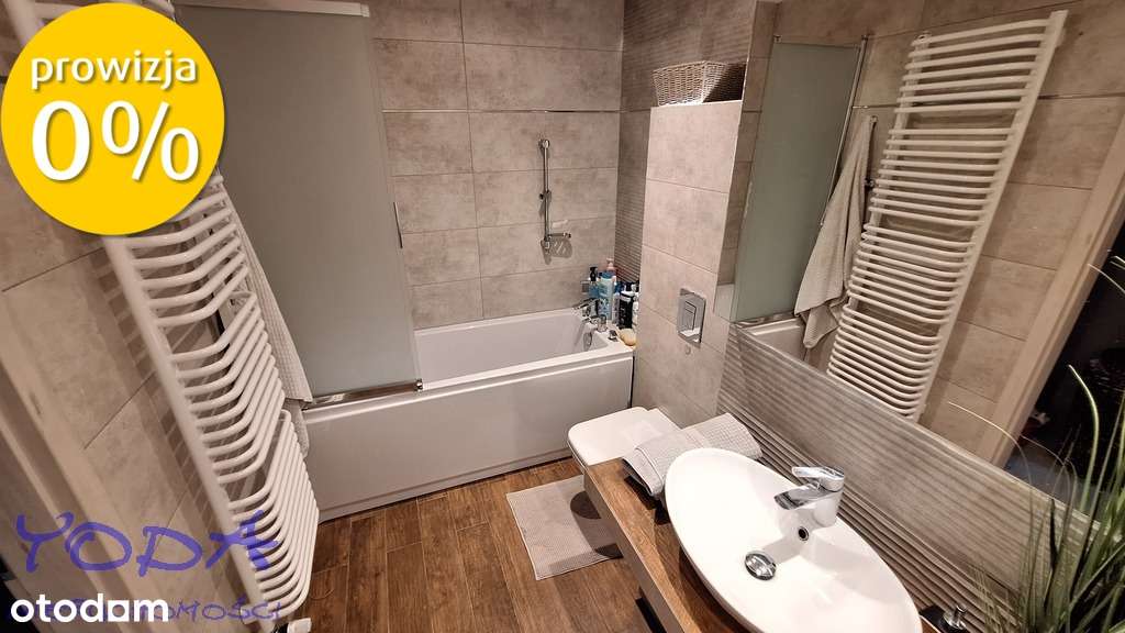 wygodny, funkcjonalny dom w otoczeniu zieleni-12