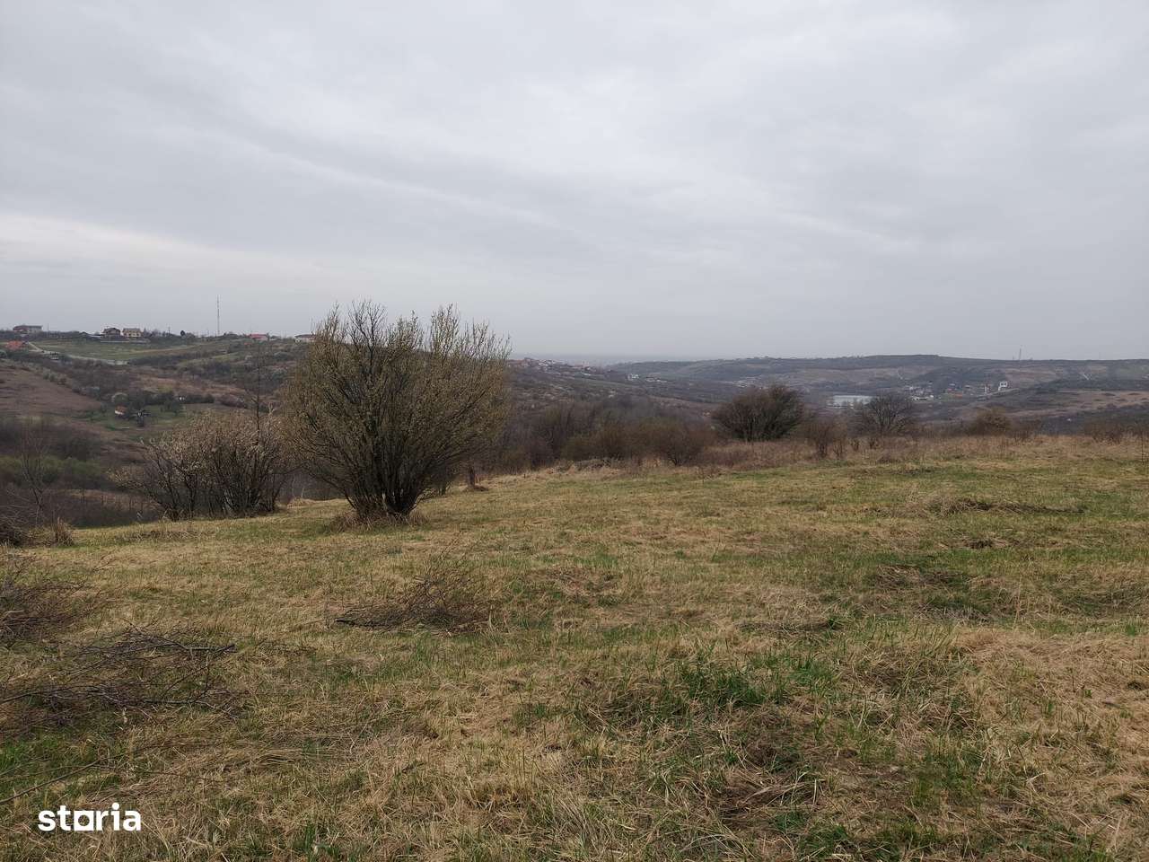 Teren pe Str.Dealul Nou in Oradea-3