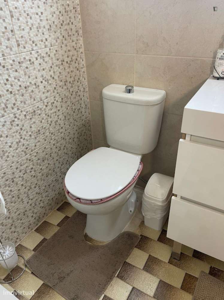 Quarto - localizado em Setubal - Grande imagem: 5/16