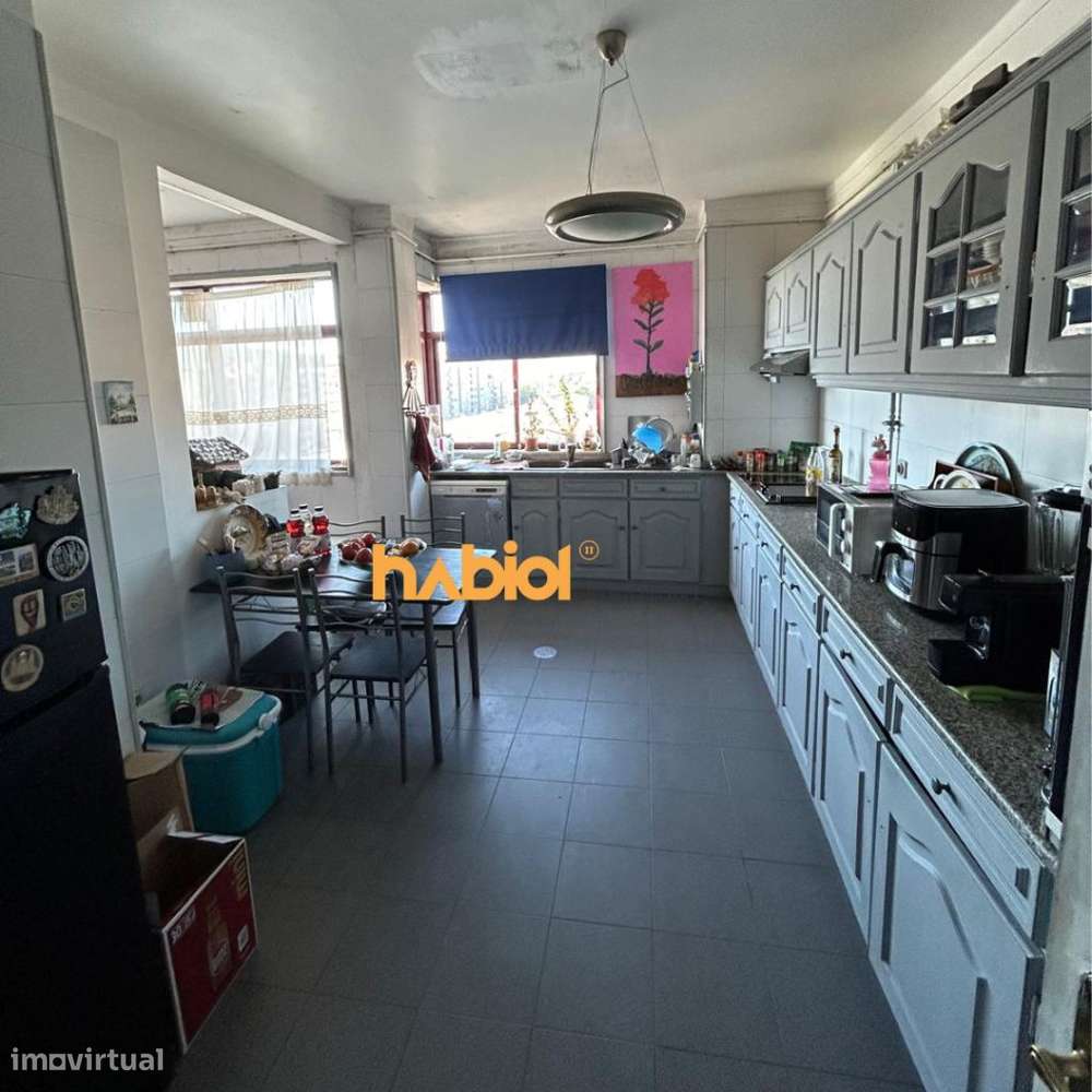 Apartamento T4 com terraço no centro histórico de Barcelos - Grande imagem: 5/15