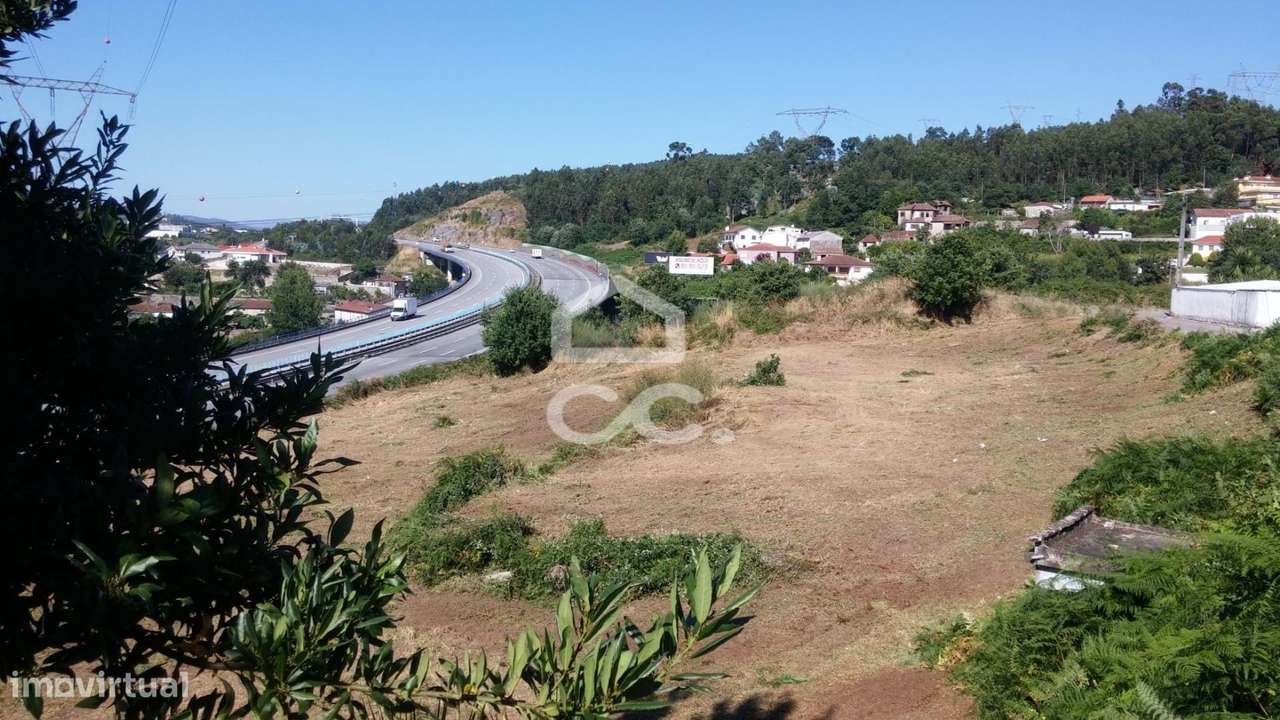 Terrenos em Serzedelo - Guimarães - Grande imagem: 4/7