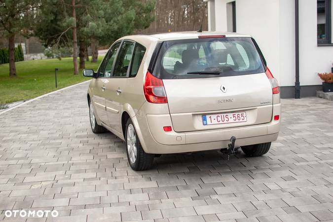 Renault Grand Scenic - 4