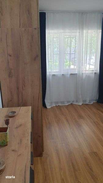 Garsoniera de vanzare - Imagine principală: 5/6