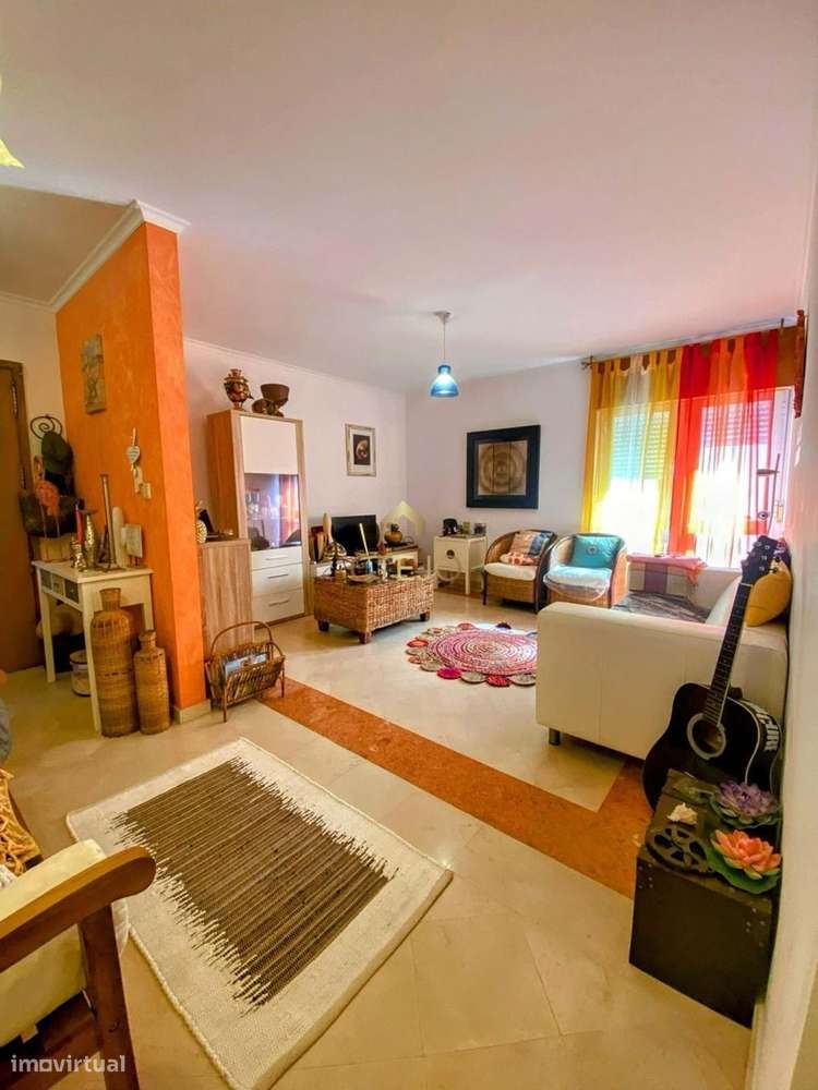 Apartamento T2 em Almada - Grande imagem: 4/17