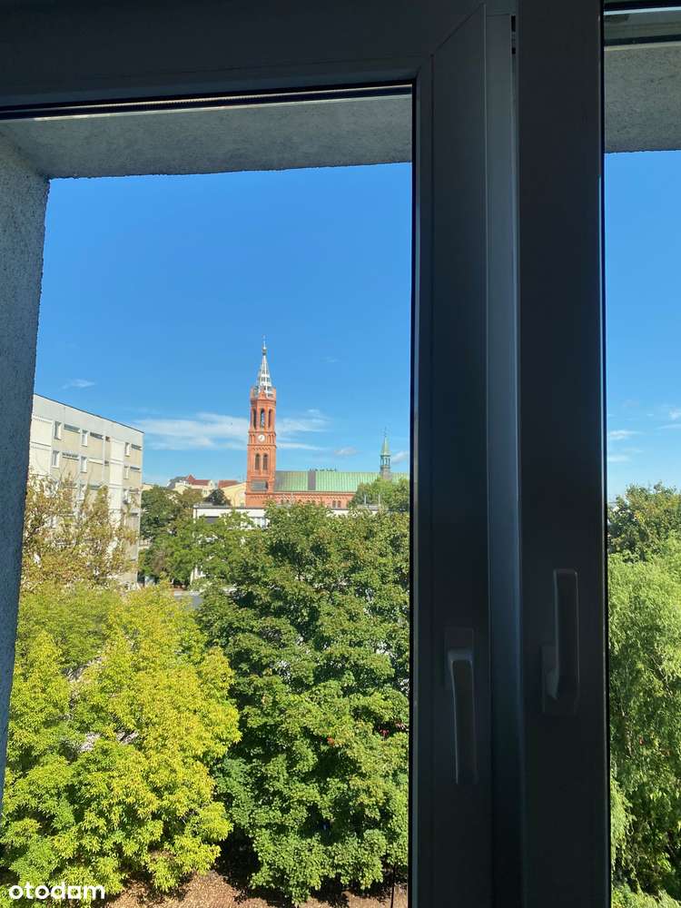 REZERWACJA Garaż w cenie, 3 osobne pokoje plus osobna kuchnia-0