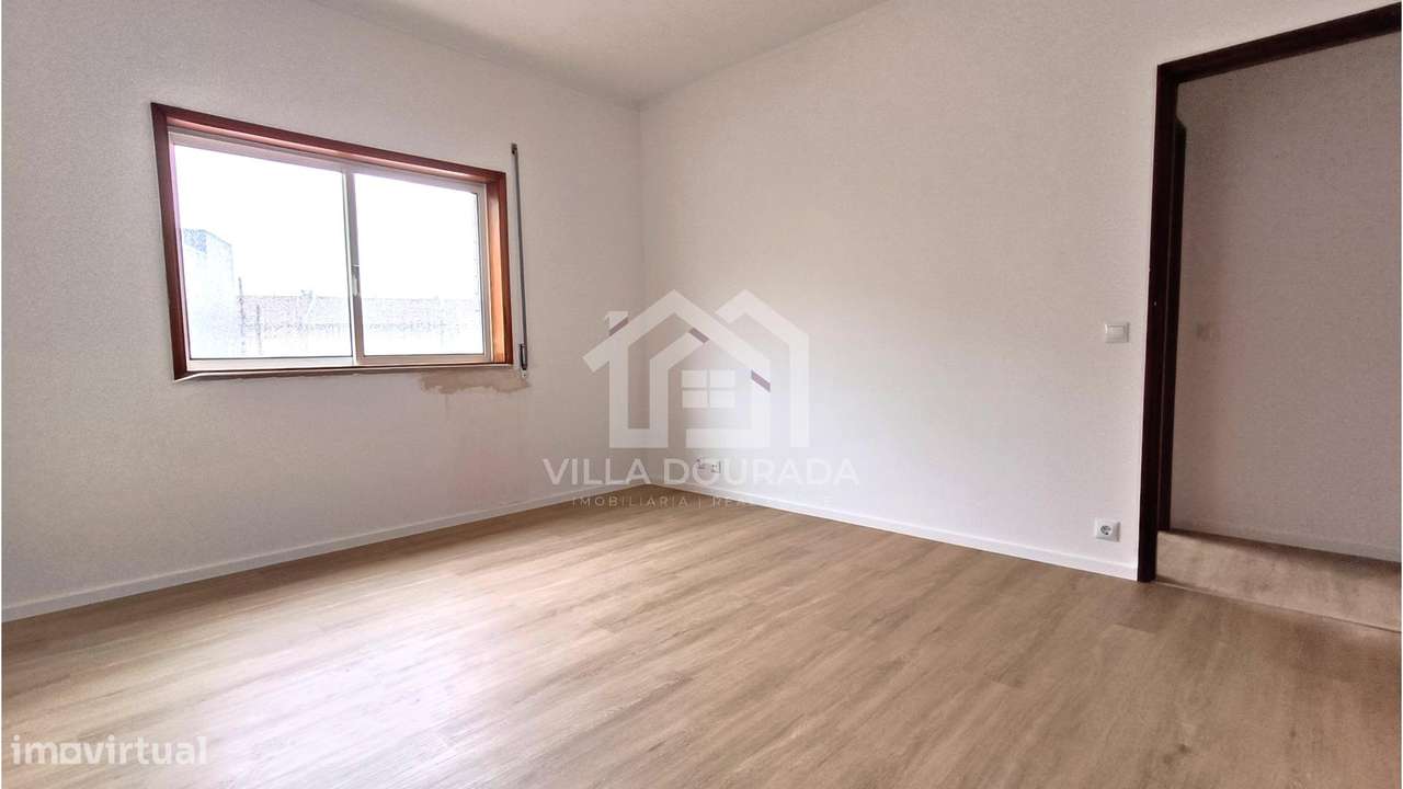 Bom apart. T2  prx estação Rio Tinto-5