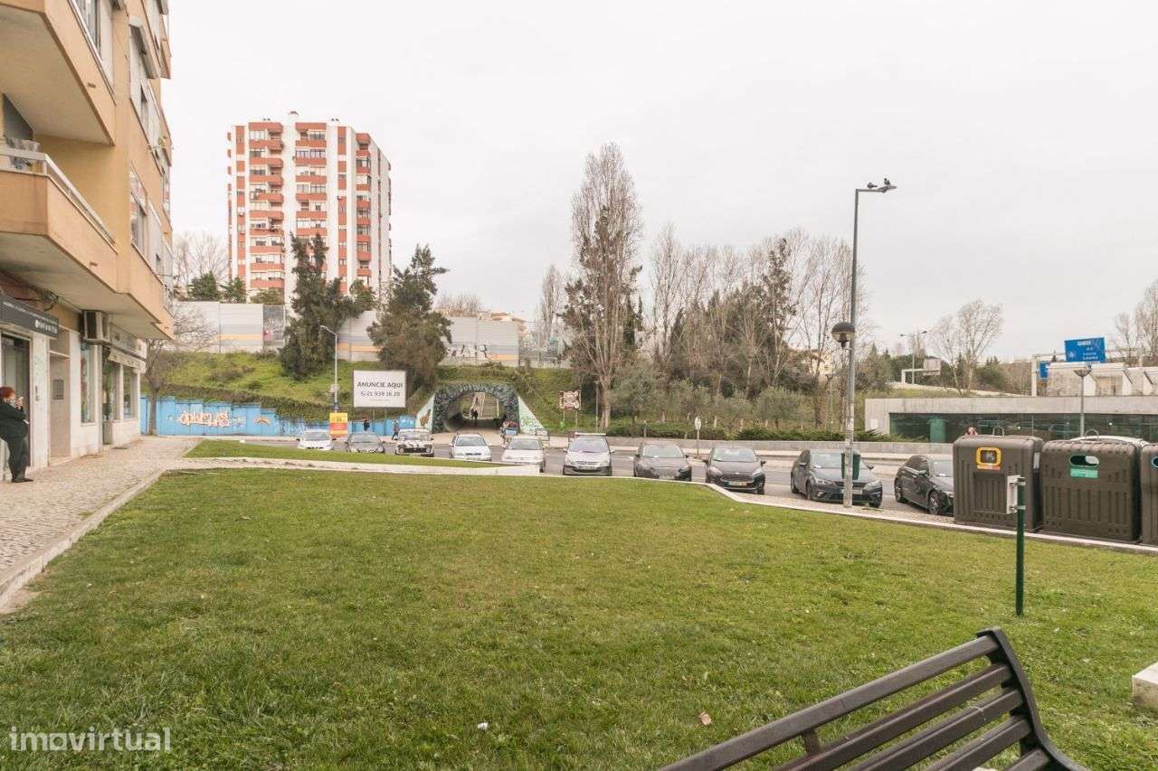 Loja em Odivelas com 124 m2 para venda. - Grande imagem: 4/5