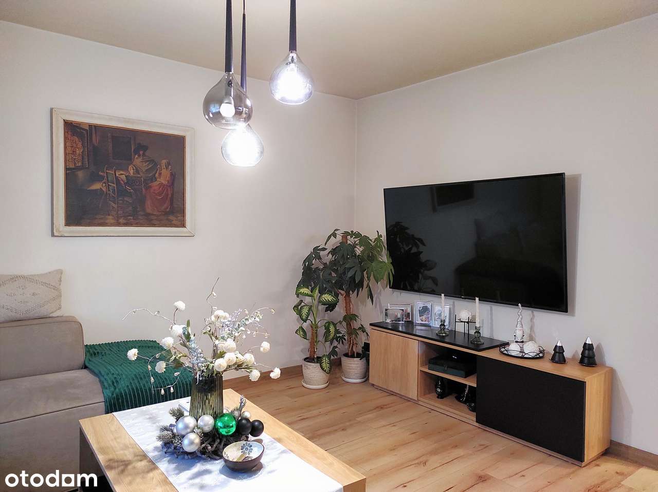 Dom w Kętach – 3 niezależne mieszkania, idealny pod wynajem-9