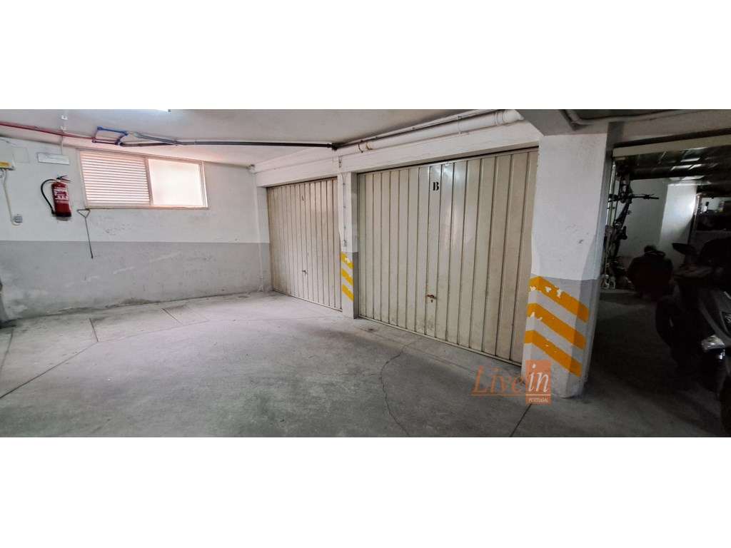 Garagem Box em Mem Martins - Grande imagem: 2/8