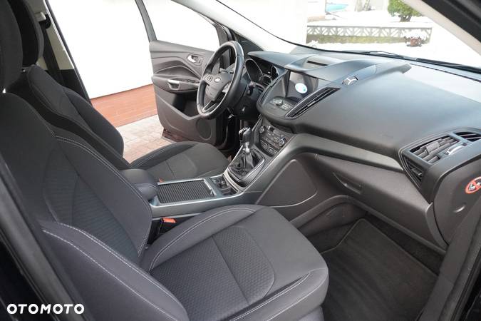Ford Kuga 2.0 TDCi 4x2 Cool & Connect - 6