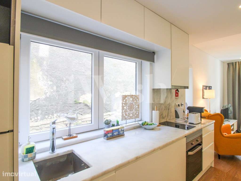 Apartamento T1 com AC - Rua do Almada, Centro do Porto - Grande imagem: 2/21